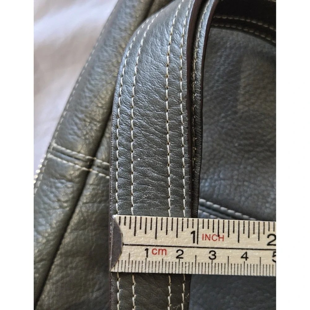 BRIGHTON Olive Green Leather Expandable Hobo Shoulder Bag Tassel Zip Heart Charm